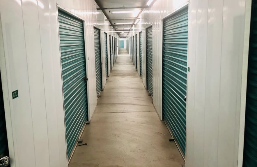 Bay Area Self Storage provides the tools for you to find, compare, and rent the best self storage in your area. Bay Area Self Storage in Belmont, Bernal, Bird, Cupertino, Curtner, Redwood City and San Mateo.